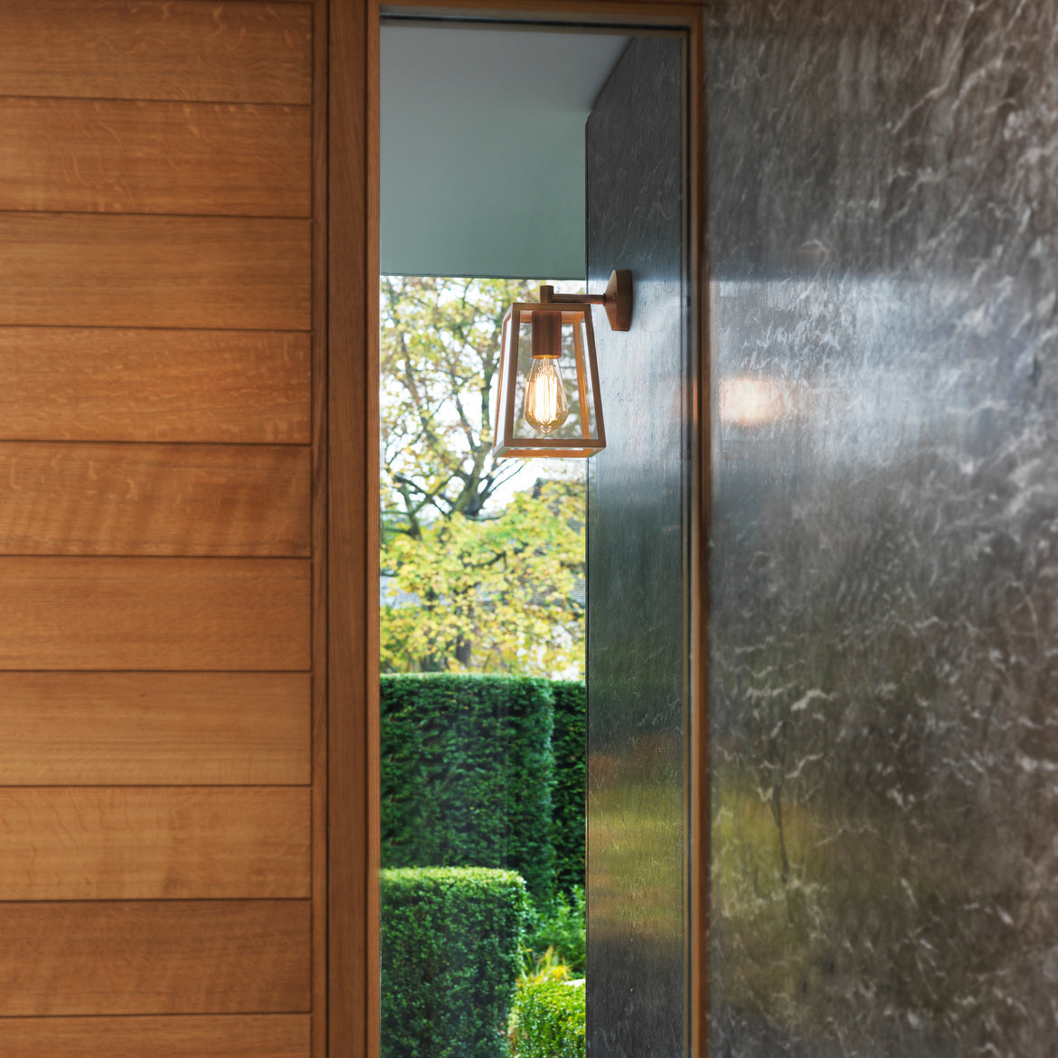 Calvi Wall Light, Antique Brass, E27, IP44