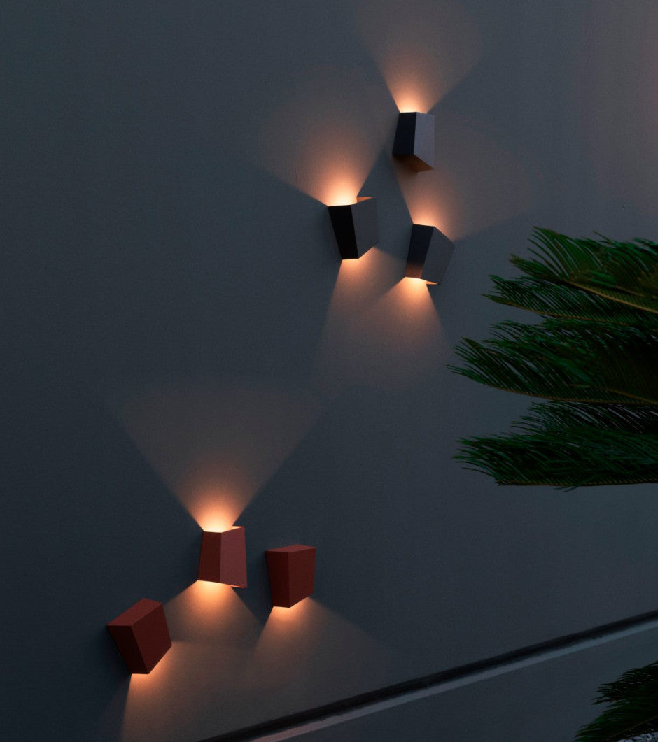 Break Plus Wall, 2 Beam, Small, Black, LED, 2W, IP65
