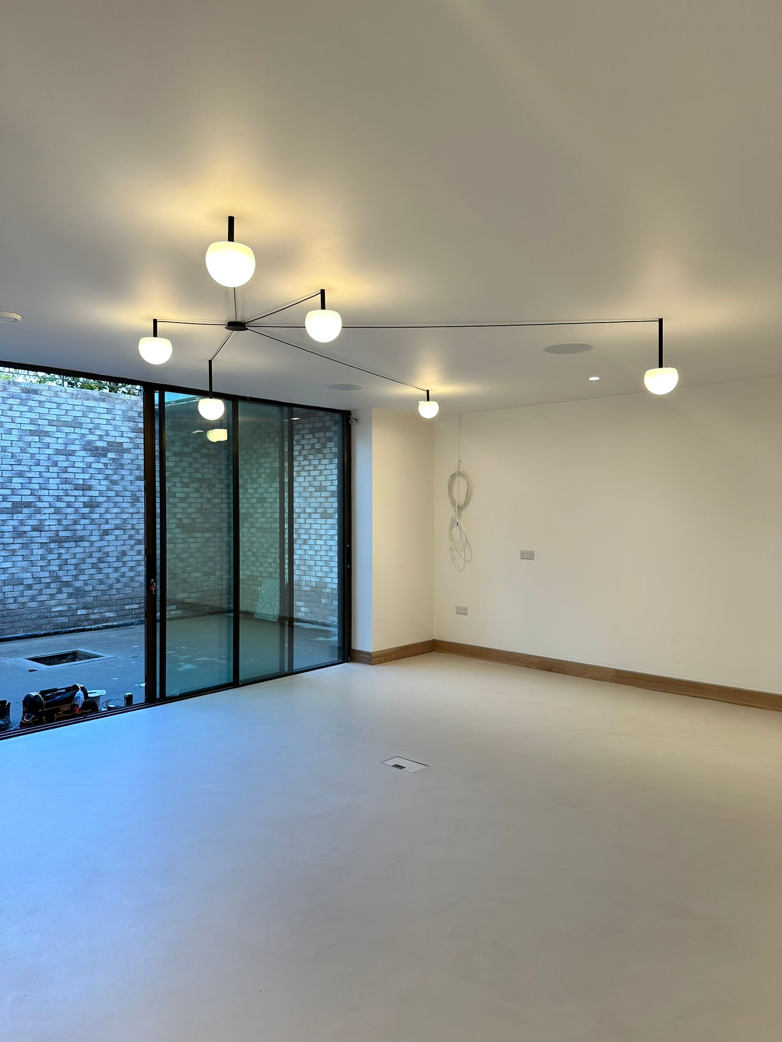 Circ Radial Ceiling, 3 Light, Recessed Mount, LED, IP20