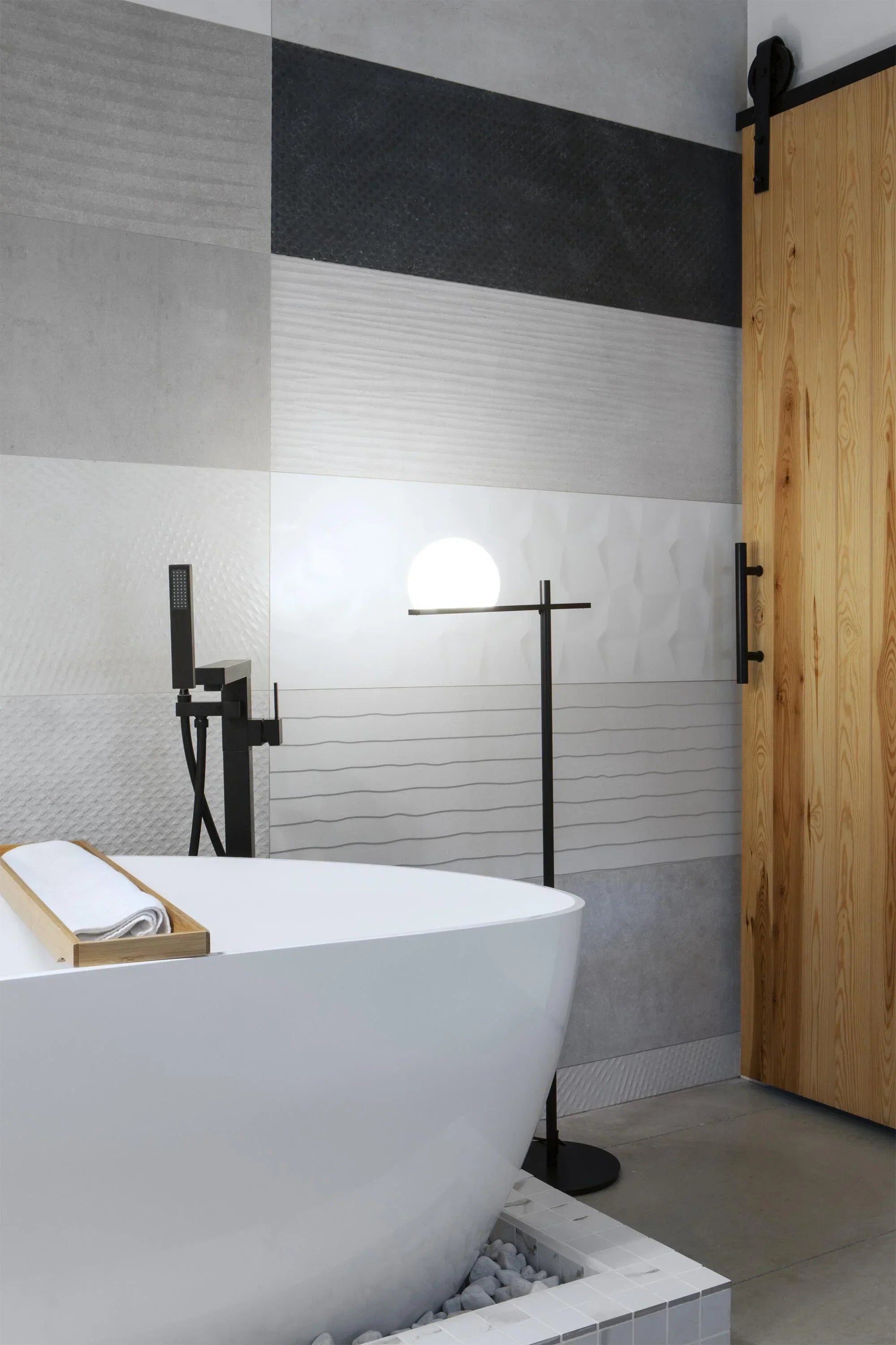 Circ Table Lamp, Poly Shade with Black Body, LED, IP55