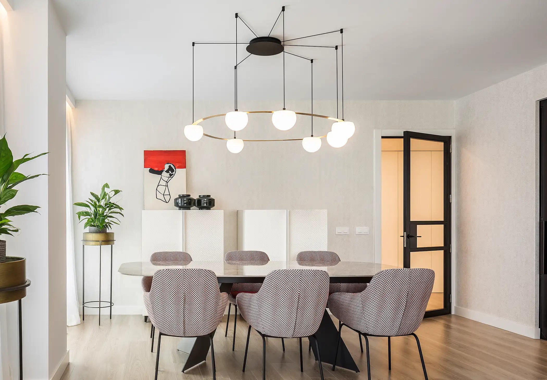 Circ Round Ceiling, 4 Lights, White Glass with Black Hardware, Surface Mount, LED, Triac Dim, IP20