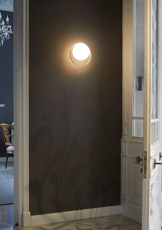 Circ Wall Light, White Glass with Black Ring, LED, Triac Dim, IP20