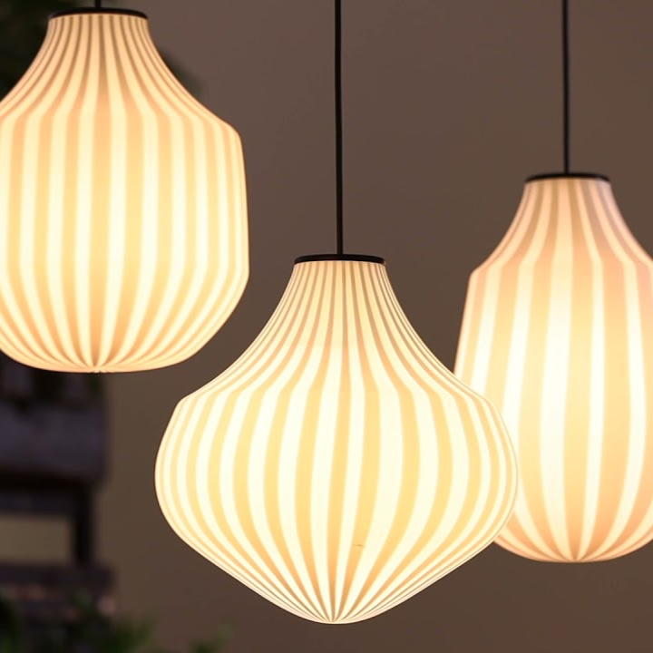 Circus pendant light, white filigree handblown glass, oblong, E27, Triac Dim, IP20